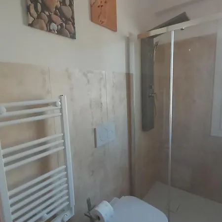 Casa Francesca Con Parcheggio Gratuito 圣雷默