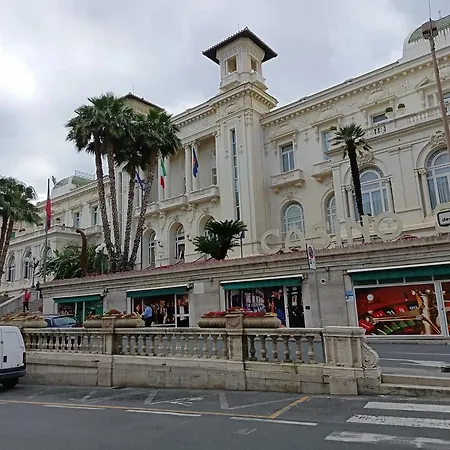 Casa Francesca Con Parcheggio Gratuito Lejlighed *